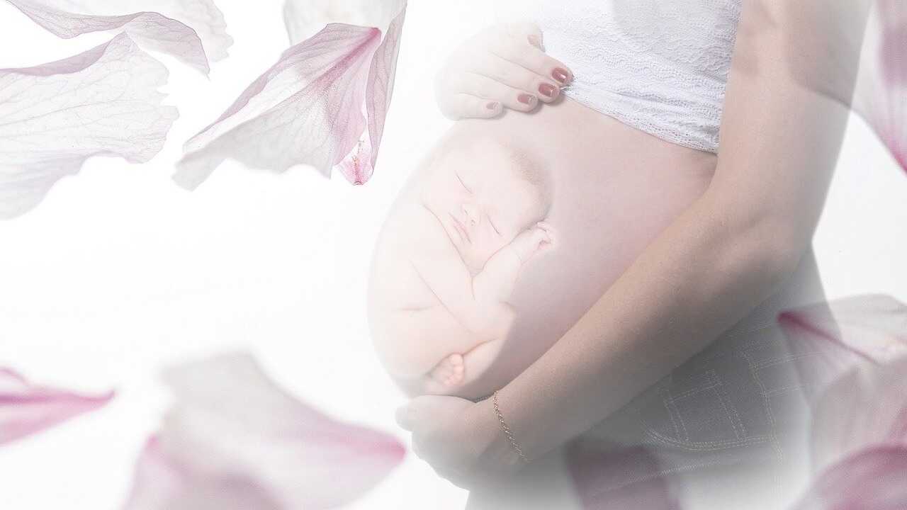 Berjalan Santai dan Aktivitas Luar Rumah untuk Kehamilan Sehat